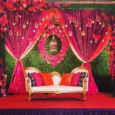 an instagram page for indianweddingmag com with the caption'indiaweddingmag love this romantic and vibrant backdrop