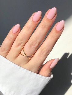 Baby Pink  Collar   Colorblock Color Nails,Bare Nails Embellished   Nail,Hand & Foot Care Nails For Pale Hands, Pink Oval Nails, Bare Nails, Cute Pink Nails, Abs Cbn, Baby Rosa, Nude Nail Designs, Casual Nails, Color Nails