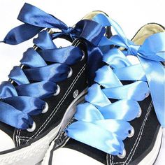 Pair of dark blue satin shoelaces, flat laces for women's shoes, children's shoes, casual shoes and sneakers - Laces sold in pairs (2 laces). - Suitable for all types of shoes, low, sneaker type, trainers, relaxation. - Ideal for customizing or giving a facelift to your shoes. - These satin shoelaces can be adapted to children and babies, just cut to the desired length and put on agglets (agglets available in my shop). 👉Information: - Sold by the pair (2 laces) - Length: 100 centimeters - Width Ribbon Shoe Laces, Wedding Shoes Boots, Ribbon Shoes, Lace Flats, Satin Shoes, Lace Sneakers, Wide Shoes, Children Shoes, Shoe Insoles