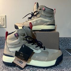 Vans Ultrarange Exo Hi Mte-2 Boot Taos Taupe Vn04bvsyuu Men's Size 8 New W 9.5 Brand New Casual Waterproof Boots With Cushioned Footbed For Streetwear, Casual Waterproof Boots With Cushioned Footbed, Vans Sneakers With Vibram Sole, Vans Lace-up Hiking Boots, Vans Lace-up Hiking Boots For Streetwear, Casual Waterproof Lace-up Boots, Fade-resistant, Casual Waterproof Lace-up Boots Fade-resistant, Casual Waterproof Boots With Laces For Streetwear, Casual Lace-up Waterproof Boots Fade-resistant