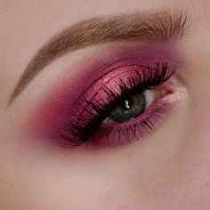 Vet ni vad? Jag har sån idétorka!! Har ni idéer eller så, skriv gärna en kommentar till mig :) Ögon NYX – Ultimate Shadow Palette (Brights) Make Up Store – Glitter (Neon Pink) IsaDora – Volume Lash St Eye Shadow Looks Simple, Pink Eye Shadow Looks, Pink Eye Shadow, Eye Makeup Glitter, Eye Makeup Cut Crease, Pink Eyeshadow Look, Eye Shadow Looks, Bronze Makeup, Ideas For Nails