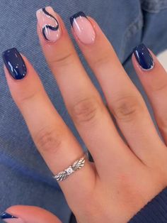 Multicolor  Collar    Uñas de Color Embellished Nail Art Square Nails, Hawaii Nails, Navy Blue Nails, Short Nail