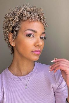 Your hair can be short and curly or short and straight. Don’t worry! Even if your hair isn’t curly, you can have natural curls and... Ash Blonde Hair Black Women Short, Short Natural Hair With Bangs, Ash Blonde Curly Hair, Blonde Curly Pixie, Blonde Twa, Short Natural Curls, Short Bleached Hair, Short Curly Hairstyles For Women, Curly Pixie Hairstyles