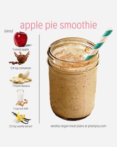 an apple pie smoothie in a mason jar