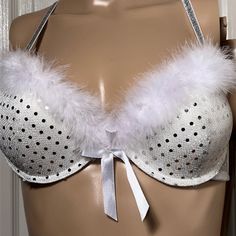 Tear Rule 21 Bra White With Silver In The Front White Fur Nice Bow In Front Polyester And Spandex Padded Cup Shiny Cups Fur Bra, White Fur, Rue21, White Silver, Shapewear, Victoria Secret, Women's Intimates, Art Projects, Spandex