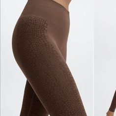 Fabletics Brown High Waisted Seamless Reptile Legging Xs Nwt Shaping Seamless Activewear For Yoga, Seamless Shaping Activewear For Yoga, Yoga Activewear With Seamless Shaping Construction, Seamless Shaping Activewear For Workout, Seamless Shaping Activewear For Gym, Athleisure Shaping Activewear For Yoga, Shaping Athleisure Activewear For Yoga, Sporty Shaping Activewear For Sports, Seamless Shaping Activewear For Sports