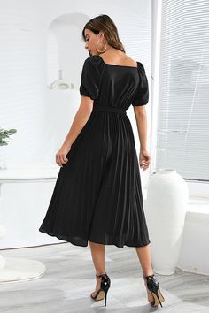 DetailsMidi dress in surplice neckline. short sleeves. pleated details. tie-belt waist. solid colour and a midi length. Style this dress with any solid sandals or tie-up mules and a handbag.â€?Surpliceâ€?Short sleevesâ€?Tie-belt waist & pleated detailsâ€?Solid colourâ€?Midi lengthFabric Composition95% Polyster. 5% SpandexWash CareMachine WashSize Chart 🌸 US UK/AU EU S 2-4 6-8 34-36 M 4-6 10-12 36-38 L 6-8 12-14 38-40 XL 8-10 16-18 40-42 2XL 12-14 18-20 42-44 Pleated Square Neck Dress In Solid Color, Solid Square Neck Pleated Midi Dress, Formal Short Sleeve Solid Color Maxi Dress, Chic Solid Color Pleated Dress, Casual Solid Color Pleated Maxi Dress, Casual Solid Pleated Maxi Dress, Short Sleeve Solid Color Maxi Dress For Formal Occasions, Formal Short Sleeve Maxi Dress In Solid Color, Party Midi Dress With Tie Waist