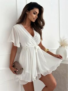 Embrace elegance with our Elegant V-Neck Chiffon Mini Dress. This dress features a flattering V-neck, loose fit, and above knee-length design, perfect for casual outings and evening events. Made from high-quality chiffon, it offers a lightweight and comfortable feel. The lace-up detail adds a stylish touch, making this dress a versatile addition to your summer wardrobe. Features: Flattering V-neck design Lightweight chiffon fabric Loose fit for comfort Stylish lace-up detail Above knee-length Si Chiffon Mini Dress, Chiffon Fashion, A Line Dresses, Crop Top Blouse, Maxi Dress Party, Belleza Natural, Waist Dress, Dress Summer, Chiffon Fabric