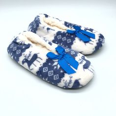 Womens Clog Slippers Soft Sole Fleece Slip On House Shoes Deer Blue Ivory US 6 Condition: New without box  9" insole Comes from a smoke free home.  Feel free to ask any questions you may have. Thanks for looking! Blue Cozy Slippers For Winter, Soft Blue Winter Slippers, Blue Indoor Slippers With Cushioned Footbed, Blue Comfy Slippers With Round Toe, Comfy Blue Slippers With Round Toe, Comfy Blue Round Toe Slippers, Blue Cushioned Indoor Slippers, Comfortable Blue Indoor Slippers, Comfortable Blue Winter Slippers