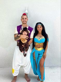 Aladdin costume, family Halloween costume, family of 3 halloween, halloween ideas family, Aladdin family Halloween, Aladdin Jasmine Abu 3 Family Halloween Costumes, Cute Couples Halloween Costumes, Cute Couples Halloween, Princess Jasmine And Aladdin, Halloween Costume Family, Family Costumes For 3, Aladdin Cosplay, Jasmine Halloween Costume