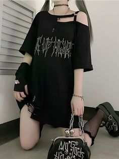 Grunge Make Up Heart Long Tee E Girl Clothes, Gothic Harajuku, E Girl Aesthetic, Off Shoulder T Shirt, Aesthetic Clothing Stores, Punk T Shirt, Grunge Streetwear, Casual Shirt Women, Long Tee