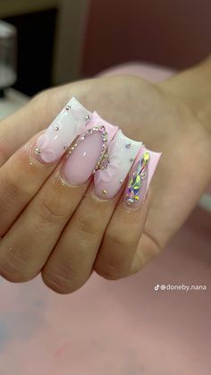 Pink Nails Birthday, Nails Birthday, Quinceanera Nails, Light Pink Nails, Amazing Nails, Nails Design With Rhinestones