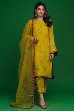 Dhanak (Three Piece)– Zaaviay Summer Clothes Collection, Simple Suit, Dupatta Design, Pakistani Formal Dresses, Pakistani Designer Suits, Designer Suit, Pakistani Fashion Party Wear, Salwar Kamiz, Indian Dress