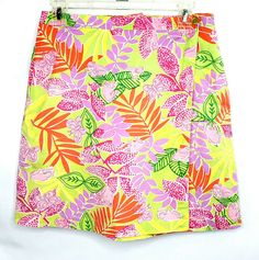 Moka Sport~ Womens 6-8 ~ Multi-Color Floral Mock Wrap Skort Skirt w/ Shorts~EUC #MokaSport #Skort #CasualTravel Floral Frogs, Wrap Skort, Women's Skirts, Office Casual, Used Clothing, Frogs, Lily Pulitzer Dress