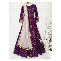 Lehenga Choli Designs, Purple Gown, Pink Dupatta, Pakistani Fashion Party Wear, Indian Gowns Dresses, Designer Party Wear Dresses, Designer Lehenga Choli