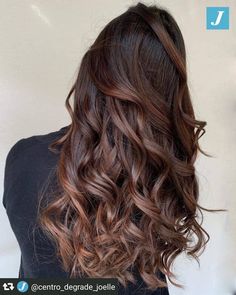 Honey Brown Hair, Hair Color Caramel, Beautiful Haircuts, Wella Hair, Honey Blonde Hair, Brown Hair Balayage, Pretty Hair Color, Balayage Brunette, Cut My Hair