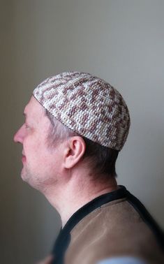 Men's Beanie, Crochet Beanie, Knit Beanie, Skull Cap, Crochet men's Beanie,  Beige / Brown Hat, Hat for Men, Kufi, Boho hippie 70s-style knit hat, Retro Cap, Islamic Hat. This hat is a men's (or women's) full beanie. Hand knit by me to my own design. Knit in the round so no seams. Made from acrylic yarn 90% and cotton 10%. Circumference of this hat pictures is about 23 -25 1/2 inches (60-65cm). This is a good size for most adults. Care: Hand wash only! at 30C\86F degrees inside-out. Thank You fo Bonnet En Crochet, Hat Pictures, Mens Crochet Beanie, Men Boho, Retro Cap, Men's Beanie, Cap Crochet, Design Knit, Crochet Men