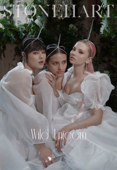 Three unicorns models in the Stonehart Wild Unicorn campaign editorial featuring the new translucent unicorn tiaras 23 Runway, Real Unicorn, Light Weight Jewelry, The Horn, Unicorn Horn, The Unicorn, Narwhal, Runway Show, Natural Texture