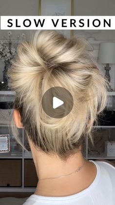 Messy Bun Medium Length Hair Tutorials, Boho Bun Hairstyles, Messy Teased Hair, Messy Chignon Tutorial, Easy Diy Updo, Easy Loose Messy Bun, Easy Hair Buns, Fine Hair Messy Bun Tutorial, Medium Hair Updo Easy