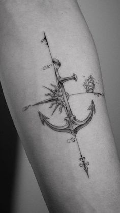 Traditional Compass Tattoo, Sailing Tattoo, Compass Tattoos, Wheel Tattoo, Stunning Tattoos, Anchor Tattoo Design, Anker Tattoo, Map Tattoos, Aries Tattoo