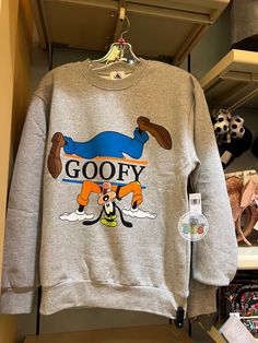 DLR - Classic Mickey & Friends - Goofy "Disneyland Resort" Light Grey Fleece Pullover (Adult) Disney Sweatshirt For Winter Fan Events, Casual Winter Sweatshirt For Disney Fan Events, Disney Sweatshirt For Fall Streetwear, Disney Graphic Print Sweatshirt For Fall, Disney Hoodies Vacation, Vintage Disney Sweatshirt, Fall Fleece Sweatshirt With Character Print, Retro Disney Sweatshirt, Disney Fan Merchandise Crew Neck Sweatshirt