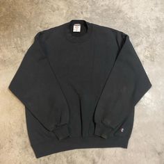 Brand: Jerzees Color: Black Size: Men’s Xl Condition: Gently Used - Good Please Note: Color May Vary Slightly Due To Screen And Lighting. All Items, Unless Marked Nwt, Are Gently Used And May Have Signs Of Wear. Vintage Items Are 20-40 Years Old!!! We Try To Call Out Any Flaws/Imperfections In The Description. Please View All Photos For Condition And Feel Free To Message Me For More Pictures Or Measurements. Please Wash All Items Prior To Wear. Vintage Clothing May Run Smaller Than Modern Clothi Black Vintage Sweater For Streetwear, Vintage Black Sweatshirt With Ribbed Cuffs, Vintage Black Top With Ribbed Cuffs, Vintage Black Cotton Sweatshirt, Black Cotton Vintage Sweatshirt, Black Vintage Cotton Sweatshirt, Blank Sweatshirts, Modern Clothing, Shirts Black