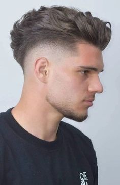 Skin Fade Hairstyle, Short Fade Haircut, Haircut Names For Men, Popular Short Haircuts, Men Haircut Curly Hair, Rock Hairstyles