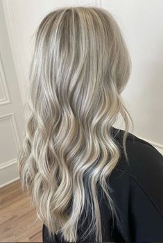 Cold Blonde Hair Highlights, Cool Toned Dimensional Blonde, Cool Blonde With Dimension, Ashy Blonde Hair Highlights, Bright Blonde With Dimension, Icy Blonde With Lowlights, Blonde Highlights With Dimension, Cool Tone Blonde Highlights, Bright Blonde With Lowlights