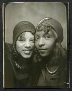 Flappers 1920s, African American Musicians, Charleston Dance, 1920's Style, Hat Patterns To Sew, Fashion Tag, Jazz Age, 1920s Flapper