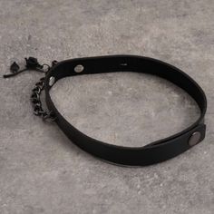 The price is for a choker only, others are not included. Adjustable Trendy Choker For Concerts, Adjustable Gothic Choker For Concerts, Gothic Adjustable Choker For Concerts, Edgy Adjustable Chain Choker, Black Choker For Concert, Adjustable Metal Grunge Choker, Adjustable Black Choker, Adjustable Black Punk Choker, Adjustable Black Band Choker