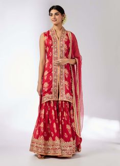 This pretty ensemble of floral jaal, with intricate border embroidery. The sleeveless kurta is embellished down the front and tried with a smart pleated magzi to finish the neckline and armhole. The flowing sharara bottom with gota embroidery still has a lot of flounce and flow. Sleeveless Sharara, Gopi Vaid, Gota Embroidery, Sleeveless Kurta, Kurta Cotton, Border Embroidery, Indian Textiles, Sharara Set, Indian Design