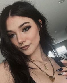 Female Character Inspiration, Goth Women, Goth Beauty, Grunge Girl, Gothic Girls, Girl Face, Makeup Inspo, Dark Hair, Aesthetic Girl