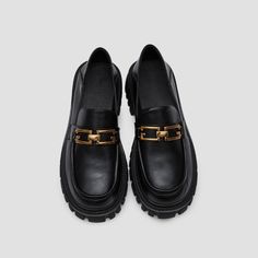 Gorgeous Leather Loafers Ordered From Italy. Nwot. Unworn - Did Not Fit Me Right But Unable To Return. Selling At 50% Discount. Obsessed With These And Wish They Fit!! Loafers With Chain, Leather Loafers Women, Chunky Loafers, Platform Loafers, Black Loafers, Chain Design, Black Chain, Soft Grunge, Top Grain Leather