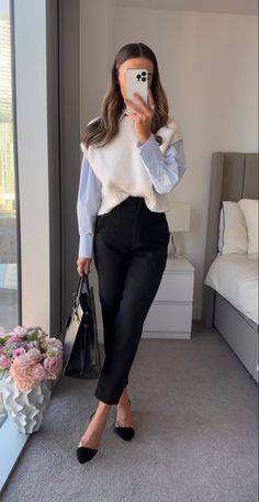 Vest Outfits For Women, Meeting Outfit, Professional Outfits Women, Office Outfits Women, Corporate Outfits, Business Casual Outfits For Work, Classy Work Outfits, Stylish Work Outfits