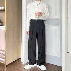 fb-feed Unique Fashion Outfits, Korean Pants, Masc Fashion, Alt Clothes, Cloth Belt, Mens Outfit Inspiration, Belted Pants