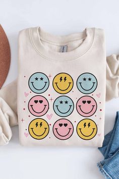 Description- Oversized Graphic Sweatshirt Relaxed Fit Smile Graphic Crewneck Premium Cotton Plus Size Oversized Fun Crew Neck Sweatshirt, Casual Multicolor Sweatshirt With Screen Print, Casual Multicolor Screen Print Sweatshirt, Smile Graphic, All Smiles, Graphic Crewneck, Baby Pink, Baby Blue, Mustard