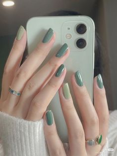 Nail Paint Shades, Hello Nails, Subtle Nails, Smink Inspiration, Blush Nails, Green Nail