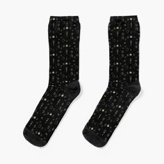 Super soft all-over printed knit socks with extra cushioning in the sole. Suitable for men and women. ELEMEMTS Cheetah Skin, Glitter Socks, Last Minute Christmas Gifts, Leopard Skin, Love Sparkle, Black Socks, Sparkles Glitter, Animal Skin, Designer Socks