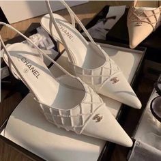 Include : Fast Shipping 5 to 7 days delivery Free delivery worldwide at your doorstep Complete box packaging WhatsApp for order or info FOR COSTUME ORDERS AND MORE DETAILS PLEASE CONTACT US ON WHATSAPP. Chanel Heels, Denim On Denim, Shoe Inspo, Aesthetic Shoes, Mode Inspo, Hermes Bags, Grunge Style, Designer Sandals