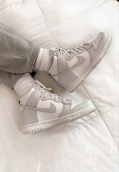 Nike Dunk High Outfit, Dunk High Outfit, Gray Nike Shoes, Grey Jordans, Cheap Jordan Shoes, Fresh Sneakers, Cute Sneakers