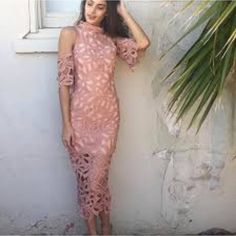 New With Tag. Elliatt Sight Dress In Chalk Pink. Partially Lined, Hidden Back Zip Closure, Shoulder Cutouts, High Neck, Lace Overlay Throughout. Self 100% Polyester. Lining 95% Polyester, 5% Spandex. Size M - 30" Chest, 49" Length Retails $270 Mermaid Midi Dress, Peplum Midi Dress, Full Midi Skirt, Denim Midi Dress, Lace Peplum, Blouson Dress, White Floral Dress, Lilac Dress, Green Midi Dress