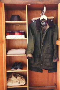 Barbour Jacket Mens, British Country Style, Grandpa Style, English Country Style, English Men, Gents Fashion, Wax Jackets, England Fashion