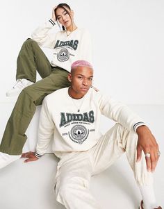 Men Sweat Sets, Cute Champion Sweatshirts, Adidas Oversized Hoodie, Street Wear Athleisure, Champion White Sweatshirt, Adidas Oversized Sweatshirt, Custom Adidas Sweatshirt, Hoddies Outfits Men Poses, Photoshoot For Clothing Brand