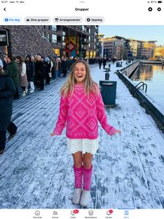 Norway Fashion, Realistic Outfits, Norwegian Fashion, Norwegian Wool Sweater, Scandinavian Summer, Norwegian Sweater, Cold Fits, Knitting Inspiration, Pink Sweater