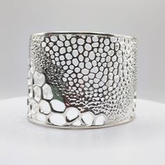 Unique handmade silver cuff bracelet from our award-winning Labyrinth Collection, inspired by the corals for in and around the islands in the Banada Seas, Indonesia.  This cuff design won a place in the Top 100 Global Designer Awards in July 2022. It is a unique design to this store. If you love the bohemian jewelry styles of wide silver cuff bracelets and chunky silver bangles that are unique, this is the cuff bracelet for you. The cast contemporary designer arm cuff, is an adjustable bracelet Unique Metal Bracelets For Weddings, Unique Wedding Metal Bracelets, Unique Adjustable Cuff Bracelet For Wedding, Unique Adjustable Bangle For Wedding, Bohemian Cuff Bangle For Wedding, Unique Cuff Bangle For Wedding, Bohemian Wedding Cuff Bangle, Bohemian Wedding Jewelry, Mother Of The Bride Gift