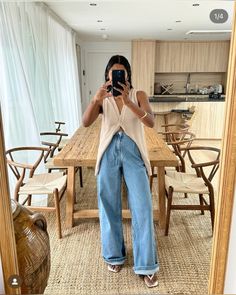 Coast Outfit Summer, J Boog Concert Outfit, Manhattan Aesthetic Outfits, 30a Beach Outfits, Belt With Dress How To Wear, Charleston Outfits September, Summer Aspen Outfits, Classy Hippie Outfits, Outfits Mid 20s