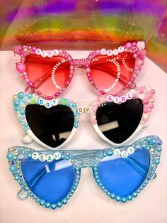 Bedazzled Glasses, Rhinestone Projects, Pink Pearls, Black Boy, Anna Frozen, Team Blue, Adult Crafts