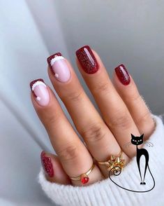 French Tip Santa Hat, Christmas Santa Nails, Nails Designs Christmas, Nails For The Holidays, Red Sparkle Nails, Santa Hat Nails, Nail Noel, Nails Xmas, Santa Nails