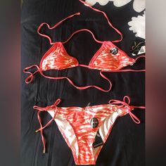 Gorgeous Colors Bikini Top Juniors Xl Bottms Large This Set Would Fit A Medium To A Slimmer Large Adjustable Ties On Both Sides Of Bottoms Striped Swimsuit, Swim Tankini, Swim Dress, Swimsuit Tops, Bathing Suit, Womens Swim, Color Orange, String Bikinis, Both Sides