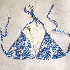 Beach Bunny By Summer Haus Andy Triangle Top Blue Palm Print Nwt Medium Smocked Removable Padding Ties At Back And Neck Bin 15 Blue Triangle Top For Beach Party, Blue Triangle Top For Vacation, Light Blue Triangle Top Swimwear For Beach, Beachy Printed Triangle Top Swimwear, Blue Palm Tree Print Swimwear, Bathing Suits For Teens, Beachy Swimwear With Bra-friendly Triangle Top, Beachy Bra-friendly Triangle Top Swimwear, Cute Summer Fits